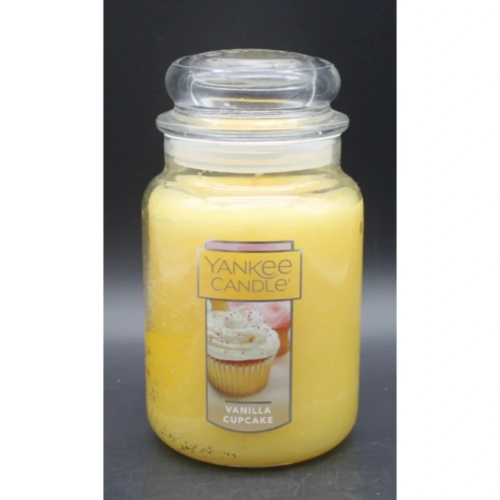 Yankee Candle Vanilla Cupcake Large Jar Candle 22 oz New Unused With Lid